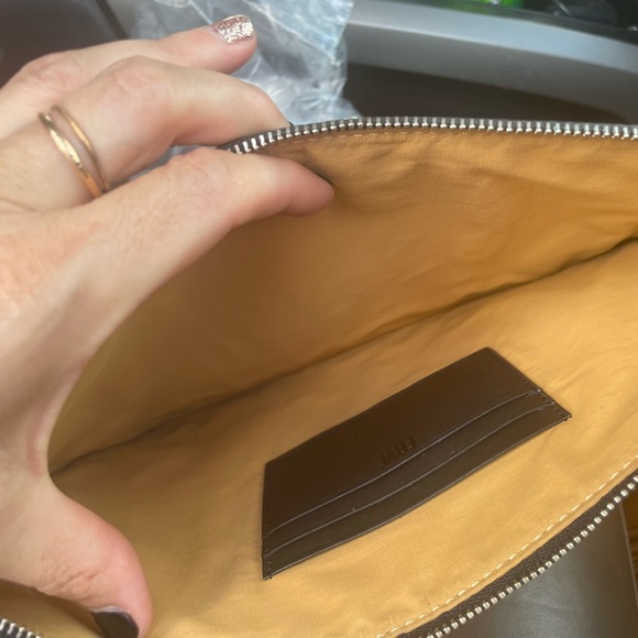 FRYE PURSE - Picture 3 of 5